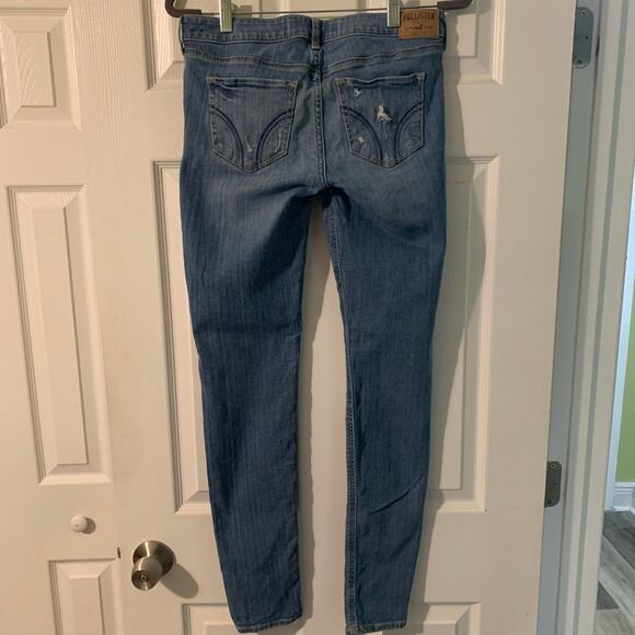 Hollister Low Rise Skinny Womens Jeans Size 7R Distressed - Picture 8 of 15